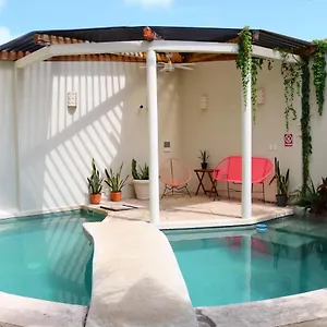 Alojamento de Acomodação e Pequeno-almoço Pecarí, Cancún
